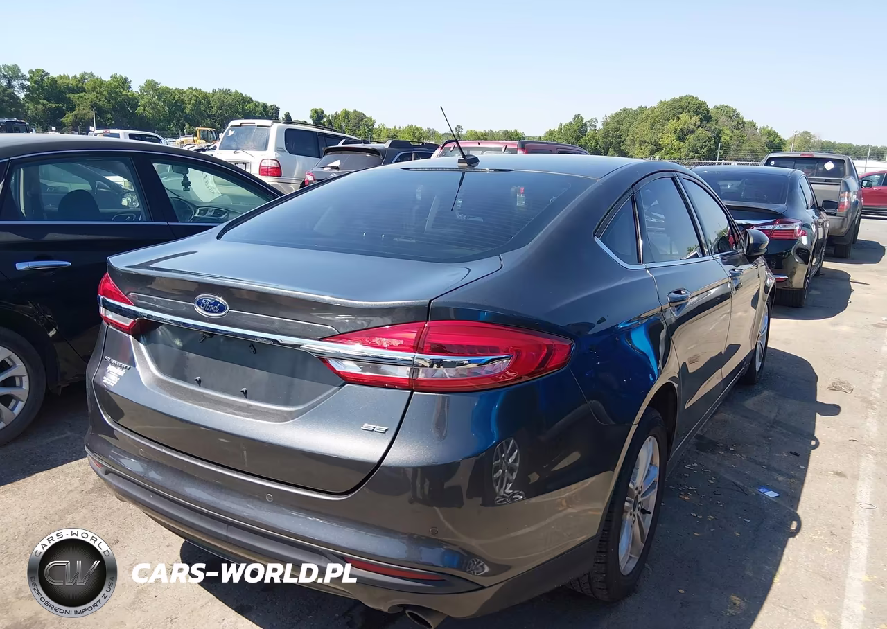 2018 Ford Fusion Se VIN:3FA6P0H77JR284015 - 4