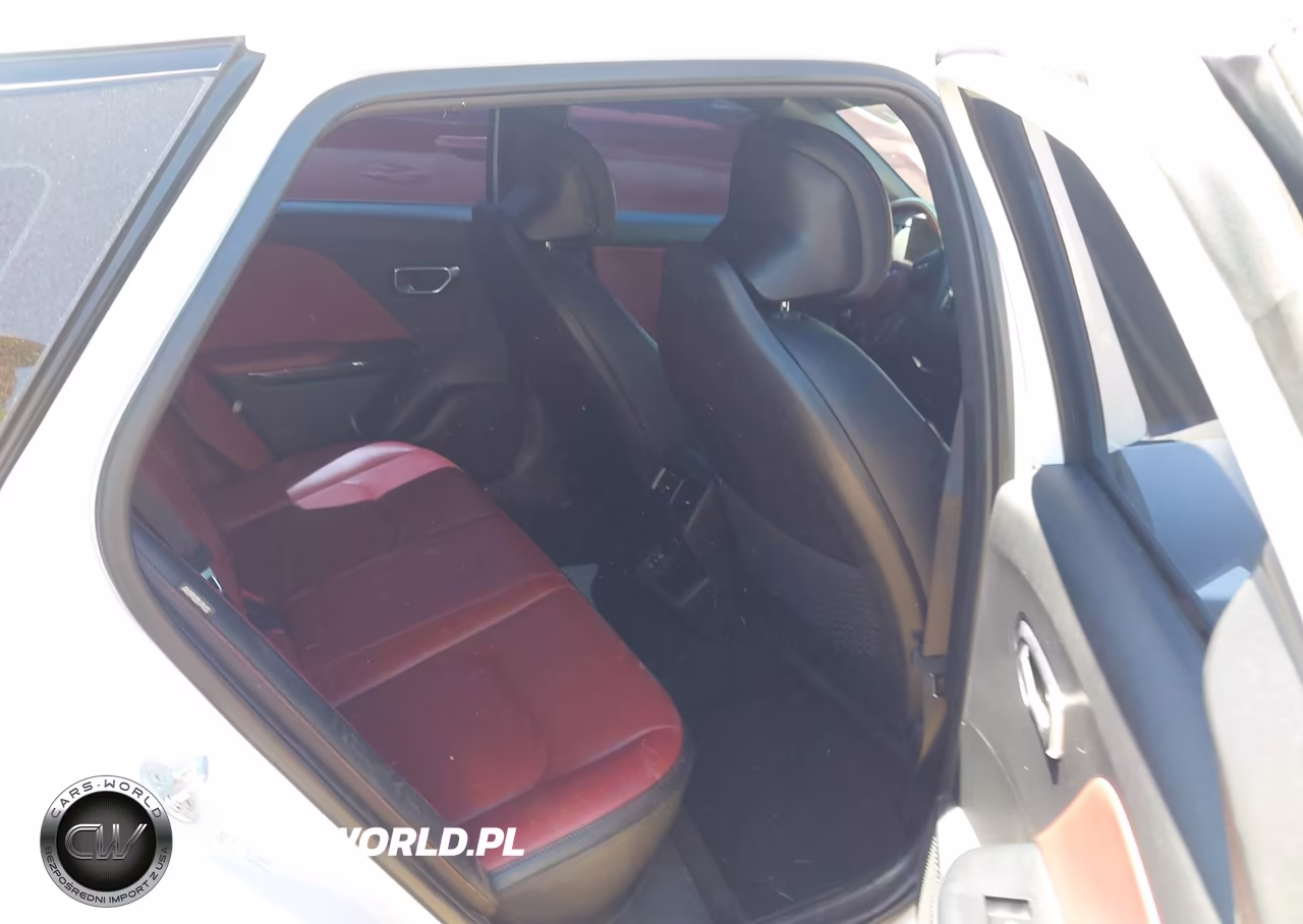 2025 Kia K4 Gt-Line Turbo VIN:3KPFW4DC0SE108598 - 8