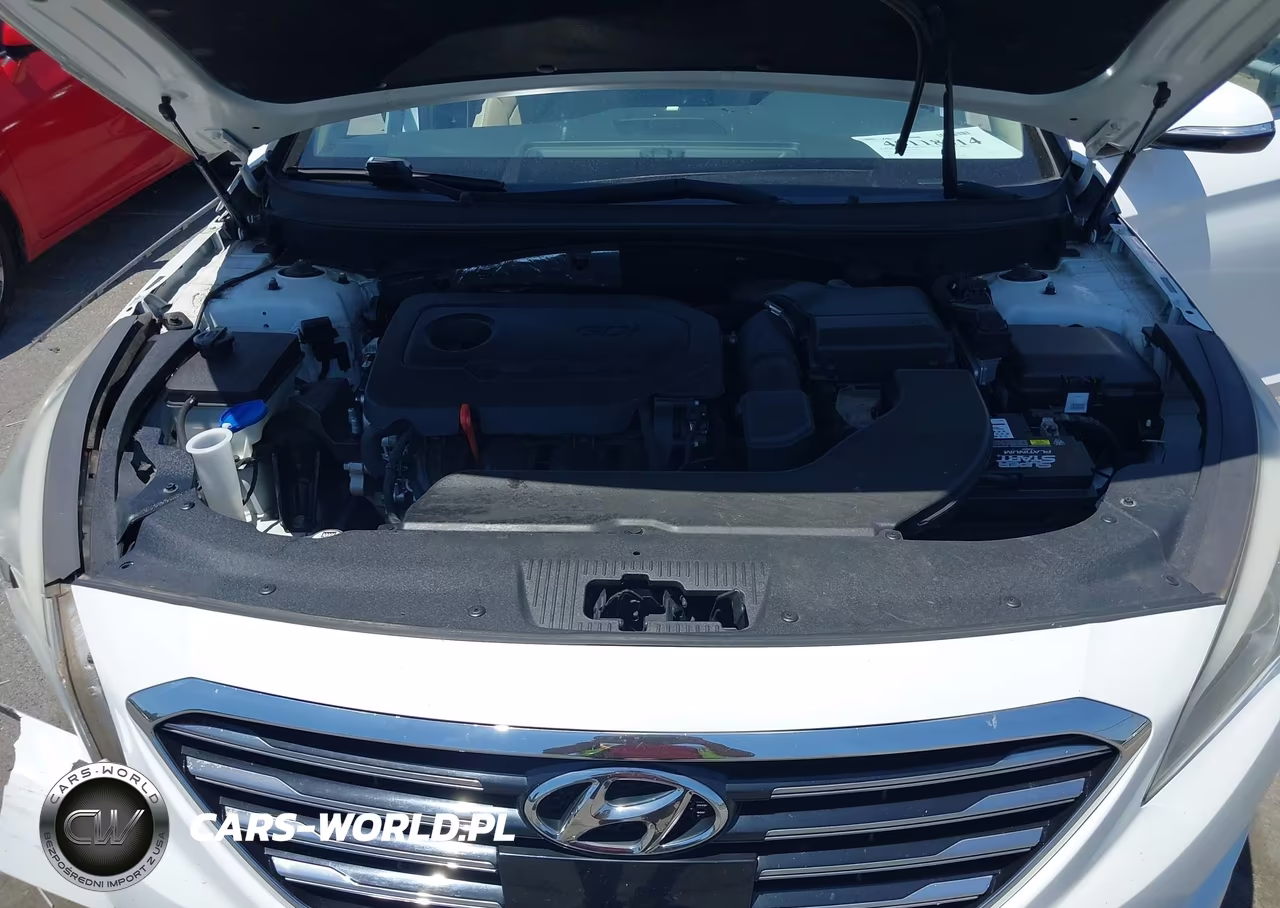 2015 Hyundai Sonata Limited VIN:5NPE34AFXFH134520 - 10