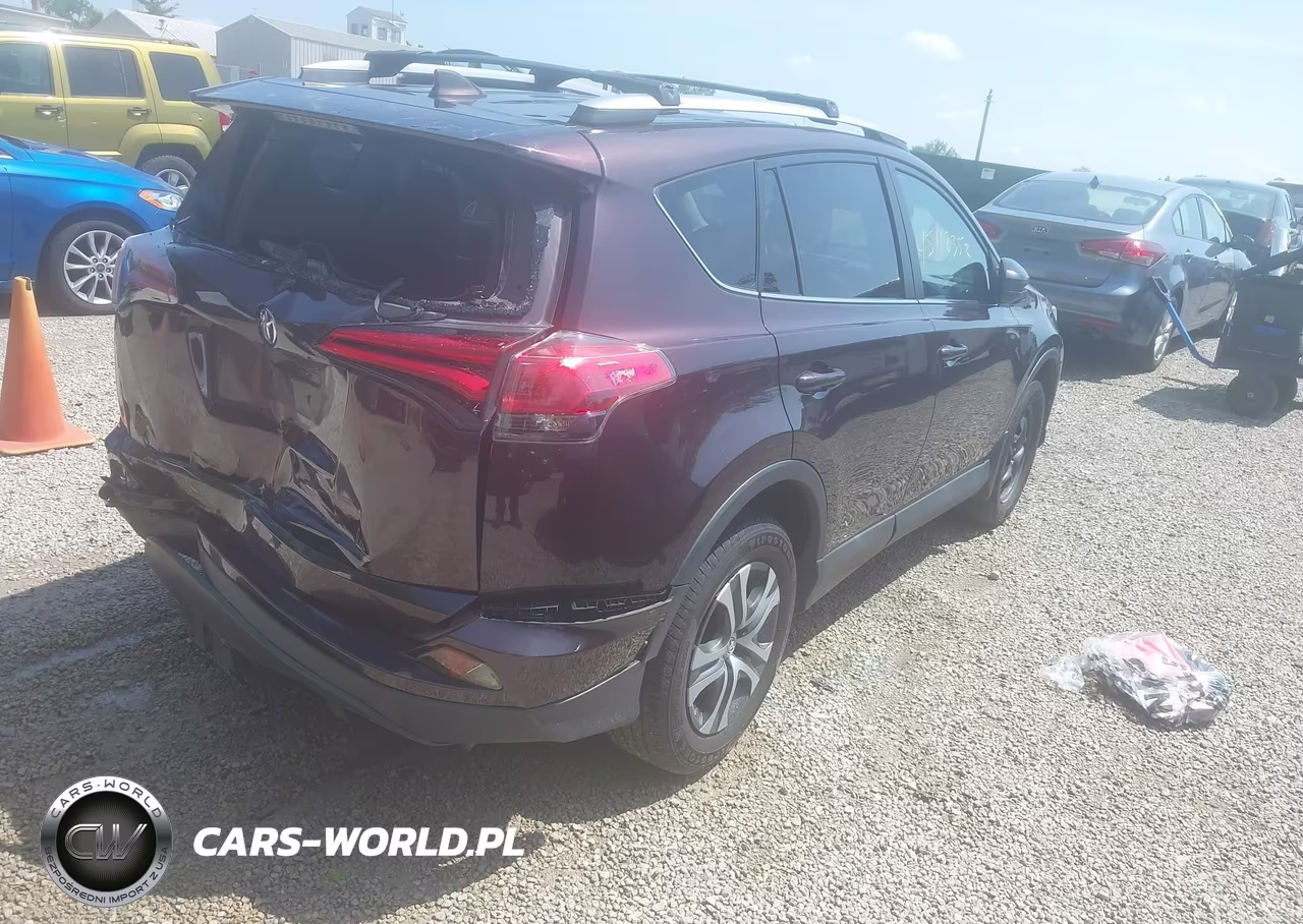 2017 Toyota Rav4 Le VIN:2T3BFREV5HW599677 - 4