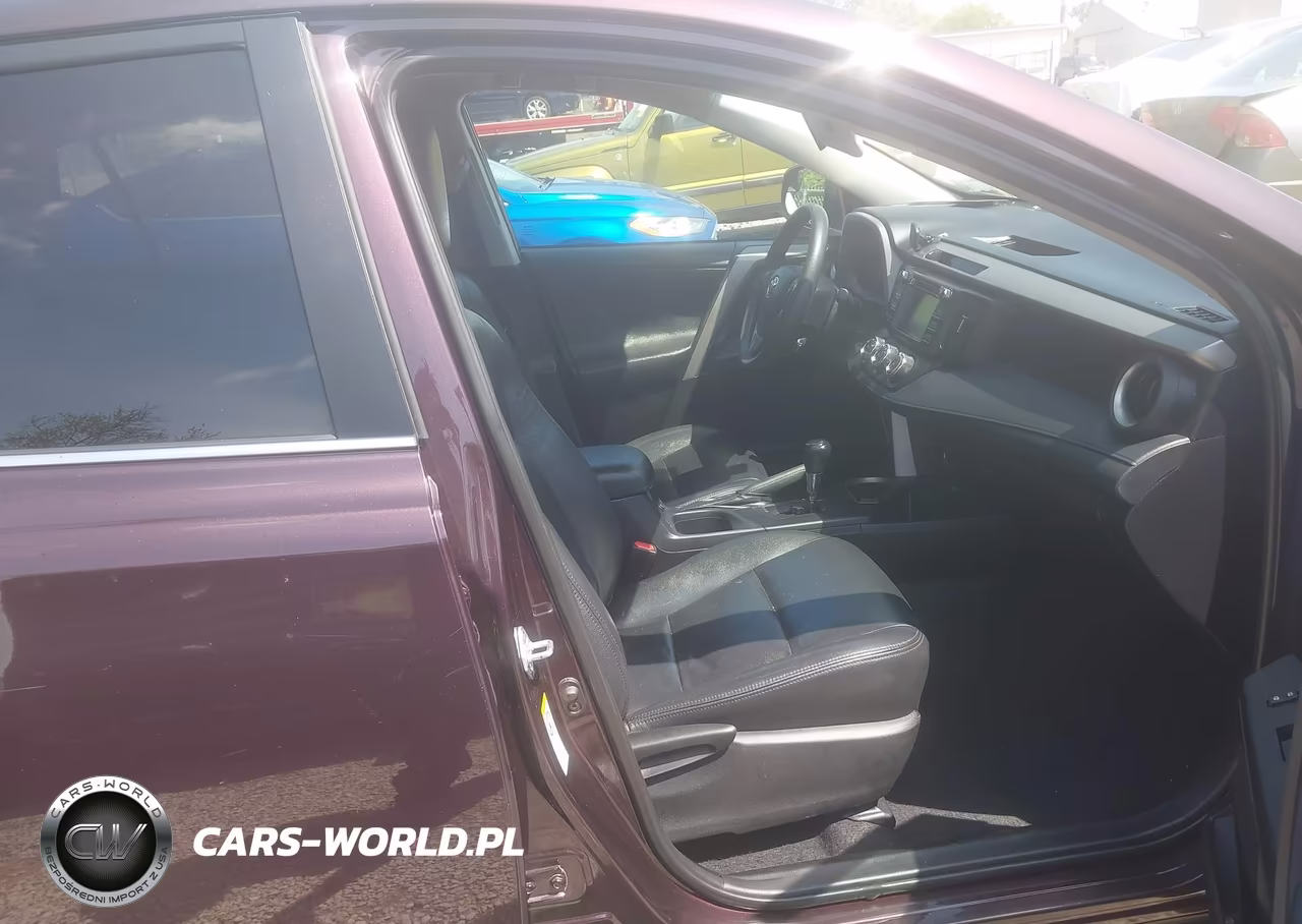 2017 Toyota Rav4 Le VIN:2T3BFREV5HW599677 - 5