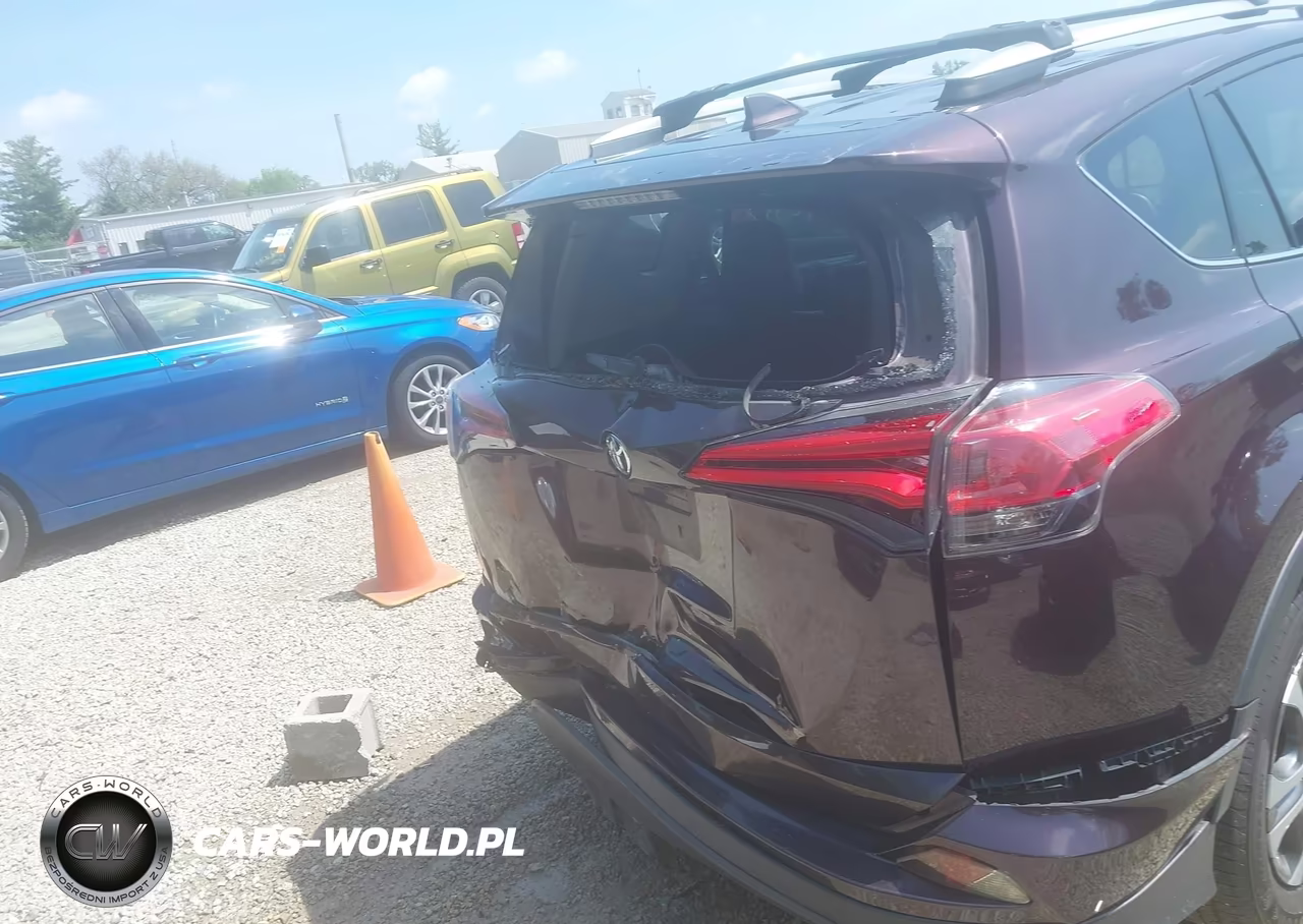 2017 Toyota Rav4 Le VIN:2T3BFREV5HW599677 - 6