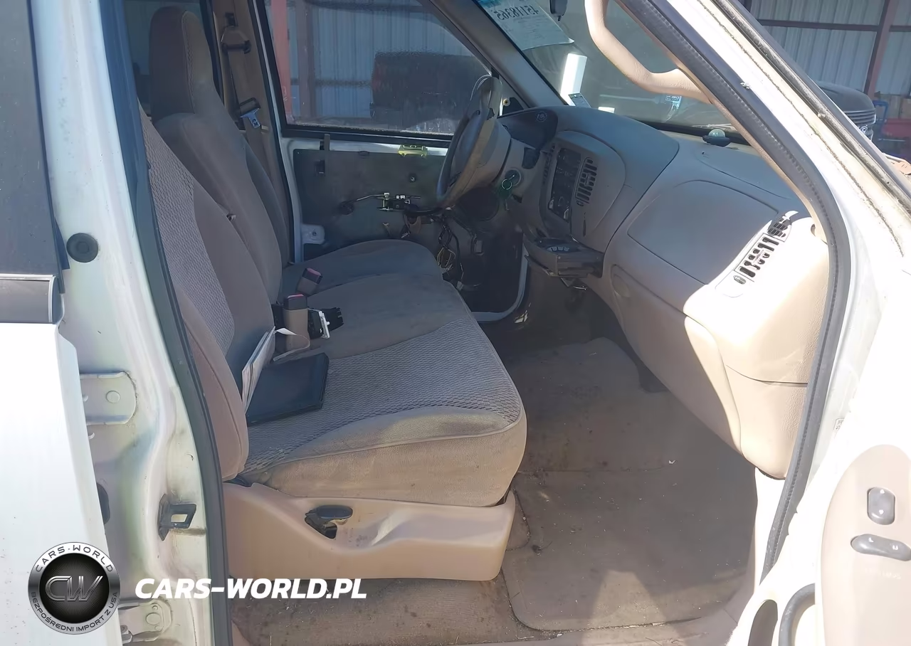 1998 Ford Expedition Eddie Bauer-Xlt VIN:1FMEU17L3WLA13750 - 5