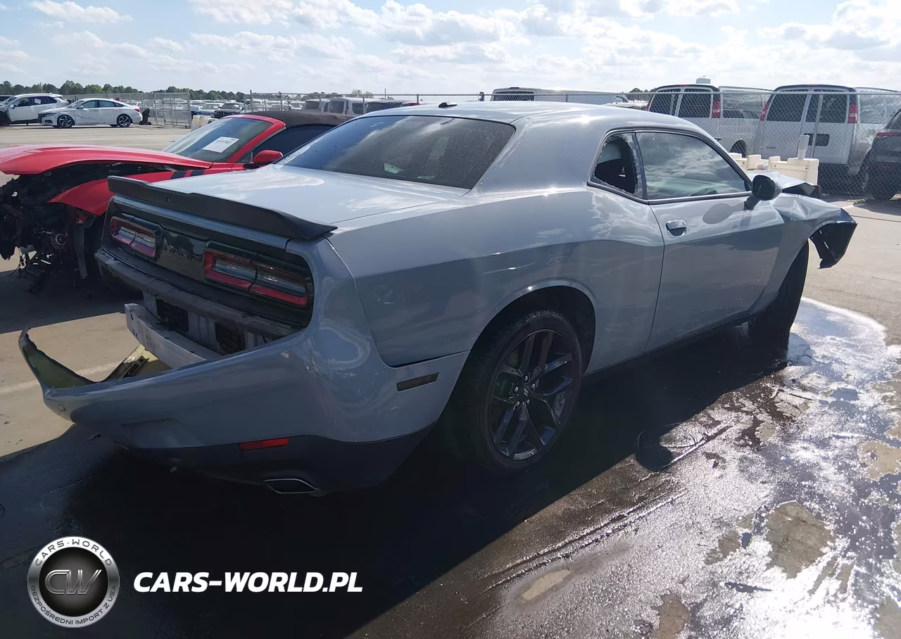 2022 Dodge Challenger Sxt VIN:2C3CDZAG3NH151293 - 4