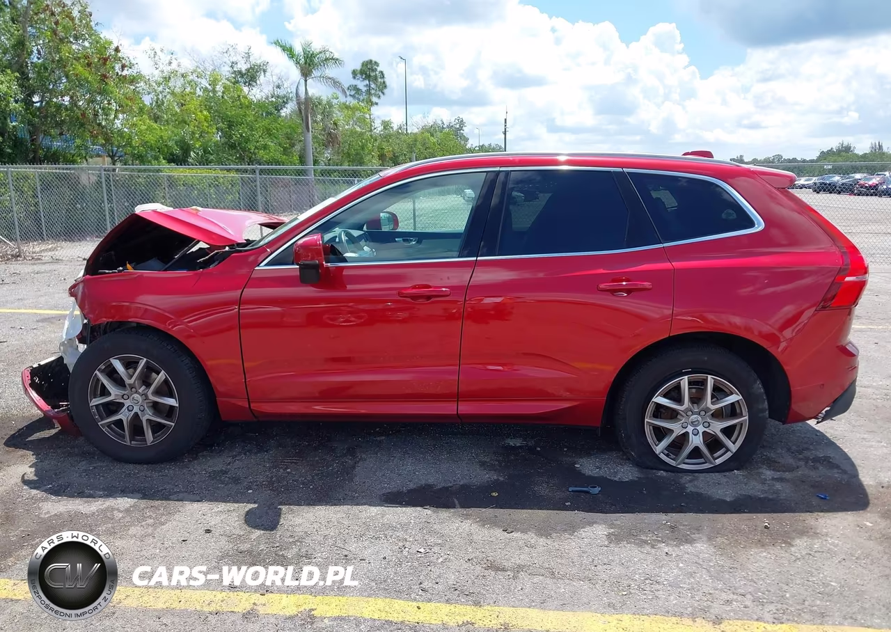 2018 Volvo Xc60 T5 Momentum VIN:LYV102RK8JB121304 - 13
