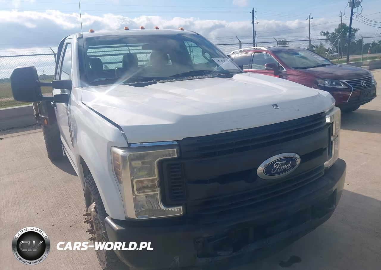 2018 Ford F-350 Chassis Xl VIN:1FDRF3G60JEC25844 - 11