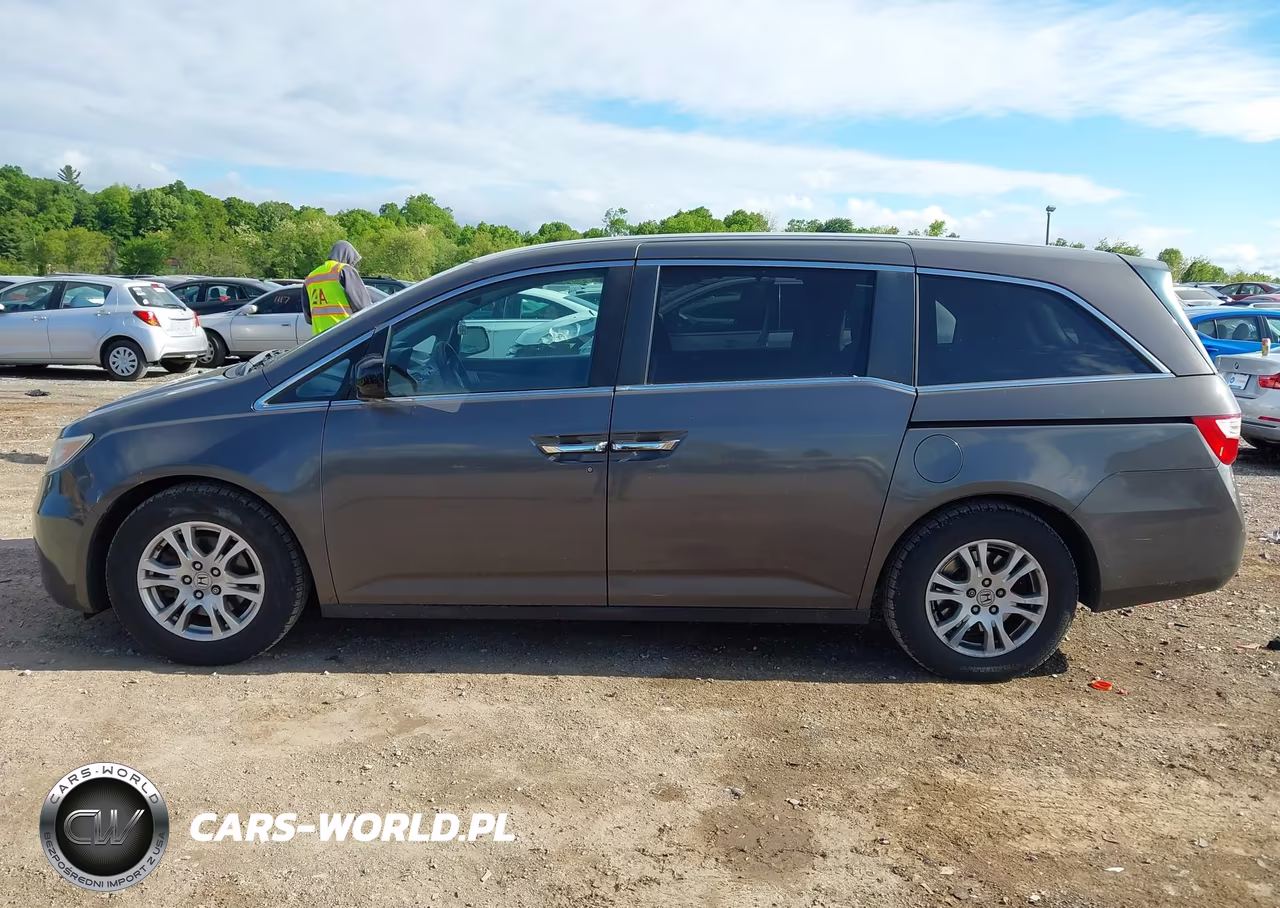2013 Honda Odyssey Ex VIN:5FNRL5H4XDB054321 - 14