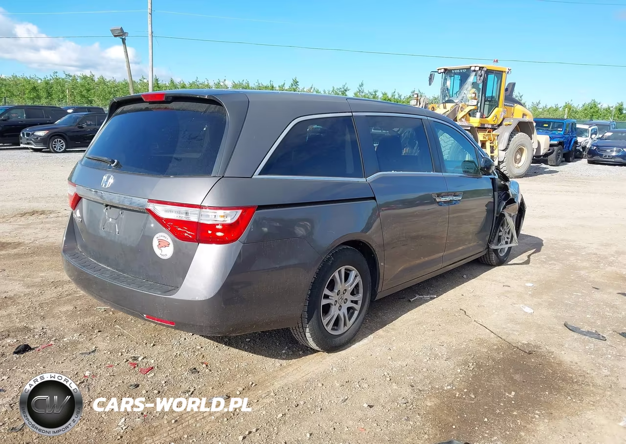 2013 Honda Odyssey Ex VIN:5FNRL5H4XDB054321 - 4