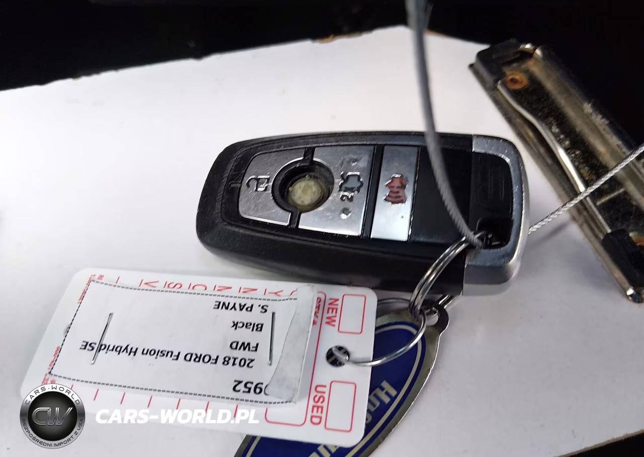 2018 Ford Fusion Hybrid Se VIN:3FA6P0LU7JR131972 - 11