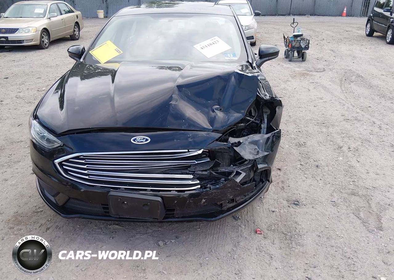 2018 Ford Fusion Hybrid Se VIN:3FA6P0LU7JR131972 - 17