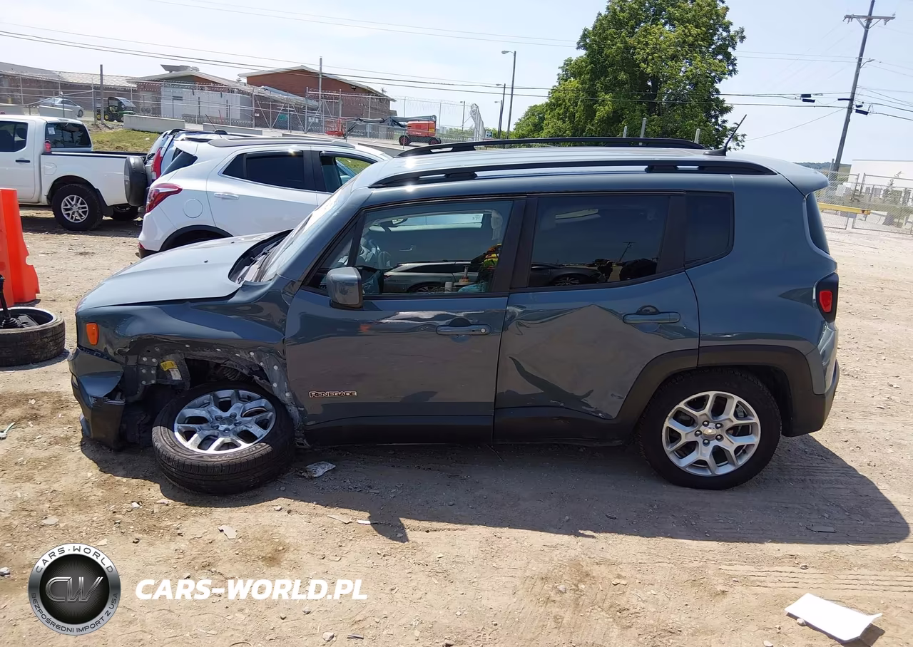 2018 Jeep Renegade Latitude 4X4 VIN:ZACCJBBBXJPG75953 - 14