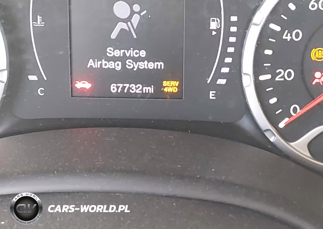 2018 Jeep Renegade Latitude 4X4 VIN:ZACCJBBBXJPG75953 - 15