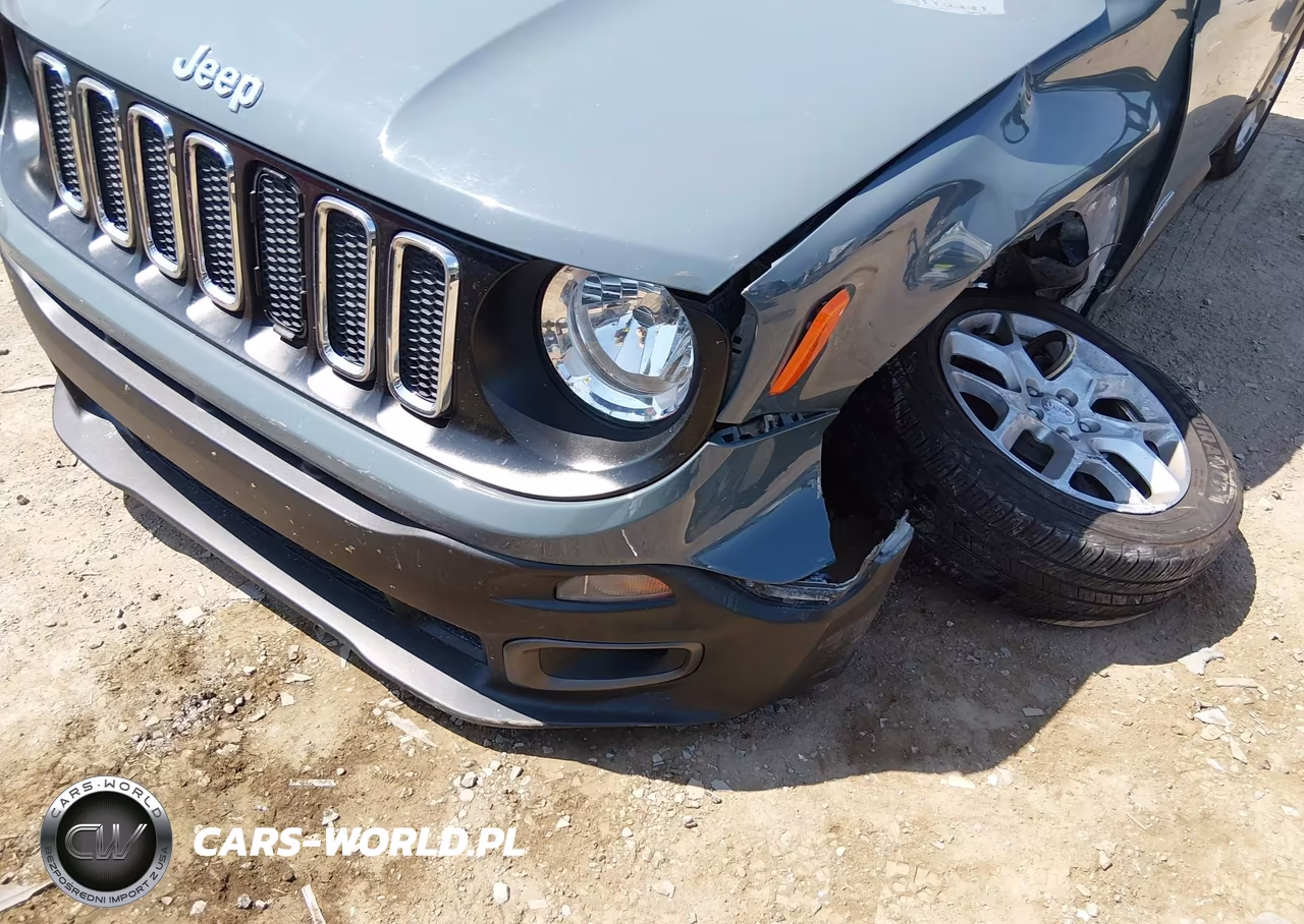 2018 Jeep Renegade Latitude 4X4 VIN:ZACCJBBBXJPG75953 - 6