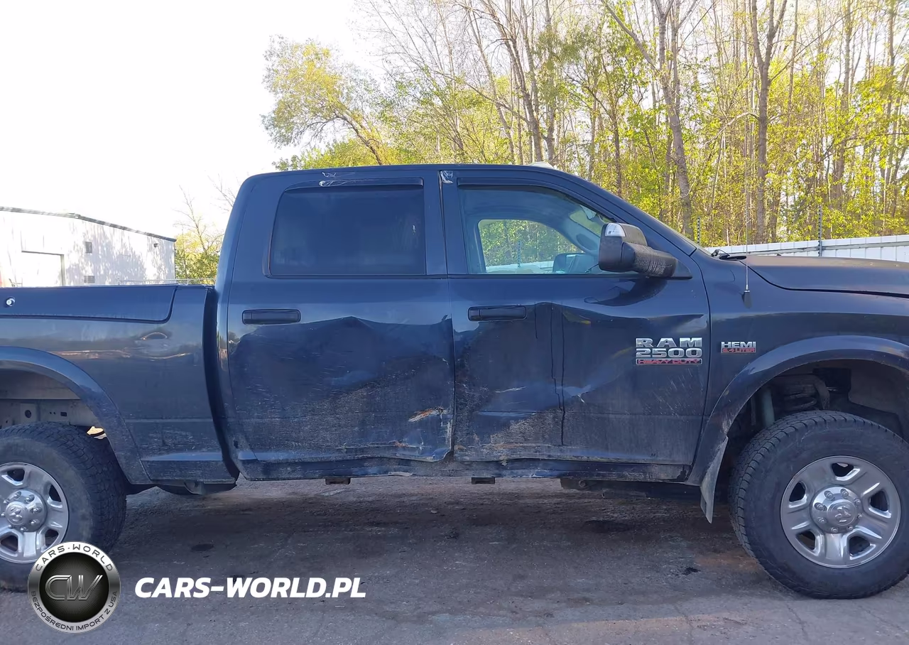 2016 Ram 2500 Laramie Power Wagon VIN:3C6TR5FJ9GG287139 - 13
