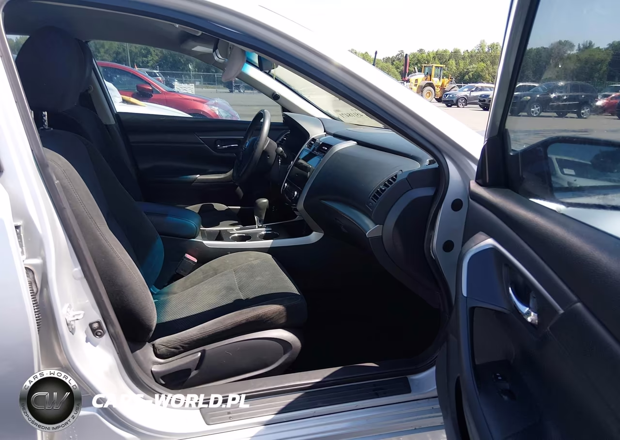 2015 Nissan Altima 2.5 S VIN:1N4AL3AP8FN907329 - 5
