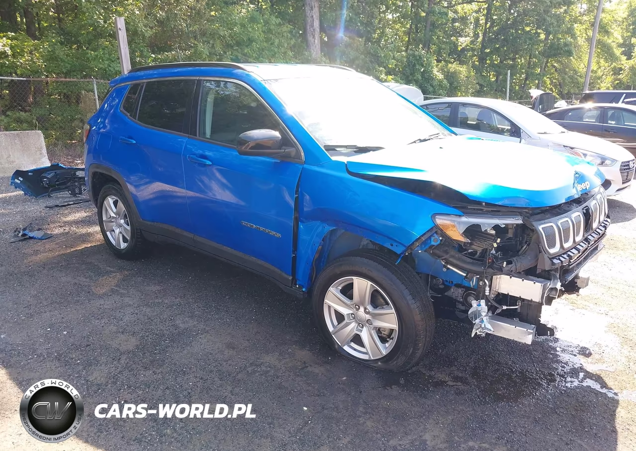 2022 Jeep Compass Latitude 4X4 – zdjęcie 1 z 17