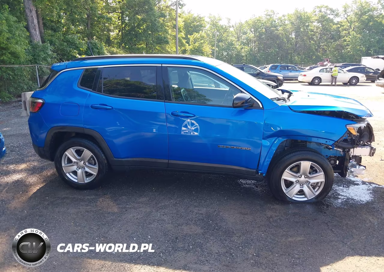 2022 Jeep Compass Latitude 4X4 VIN:3C4NJDBB4NT152107 - 14