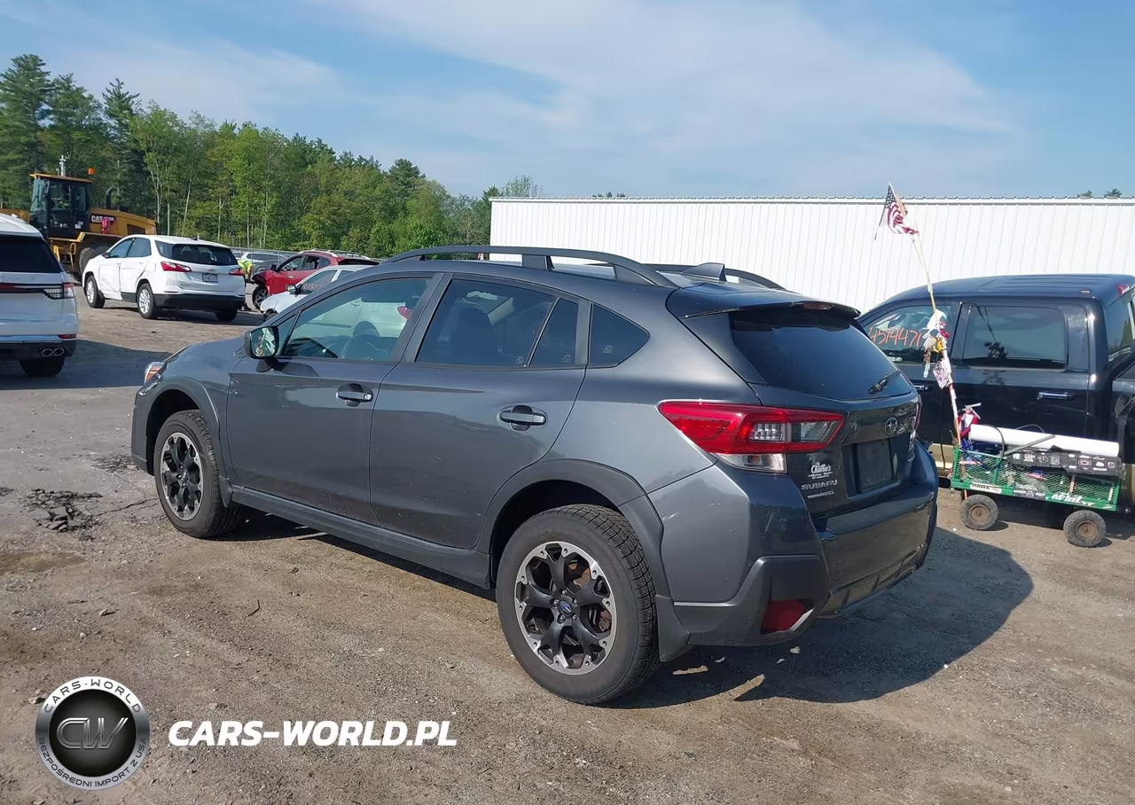 2021 Subaru Crosstrek Premium VIN:JF2GTAPC1M8332758 - 3