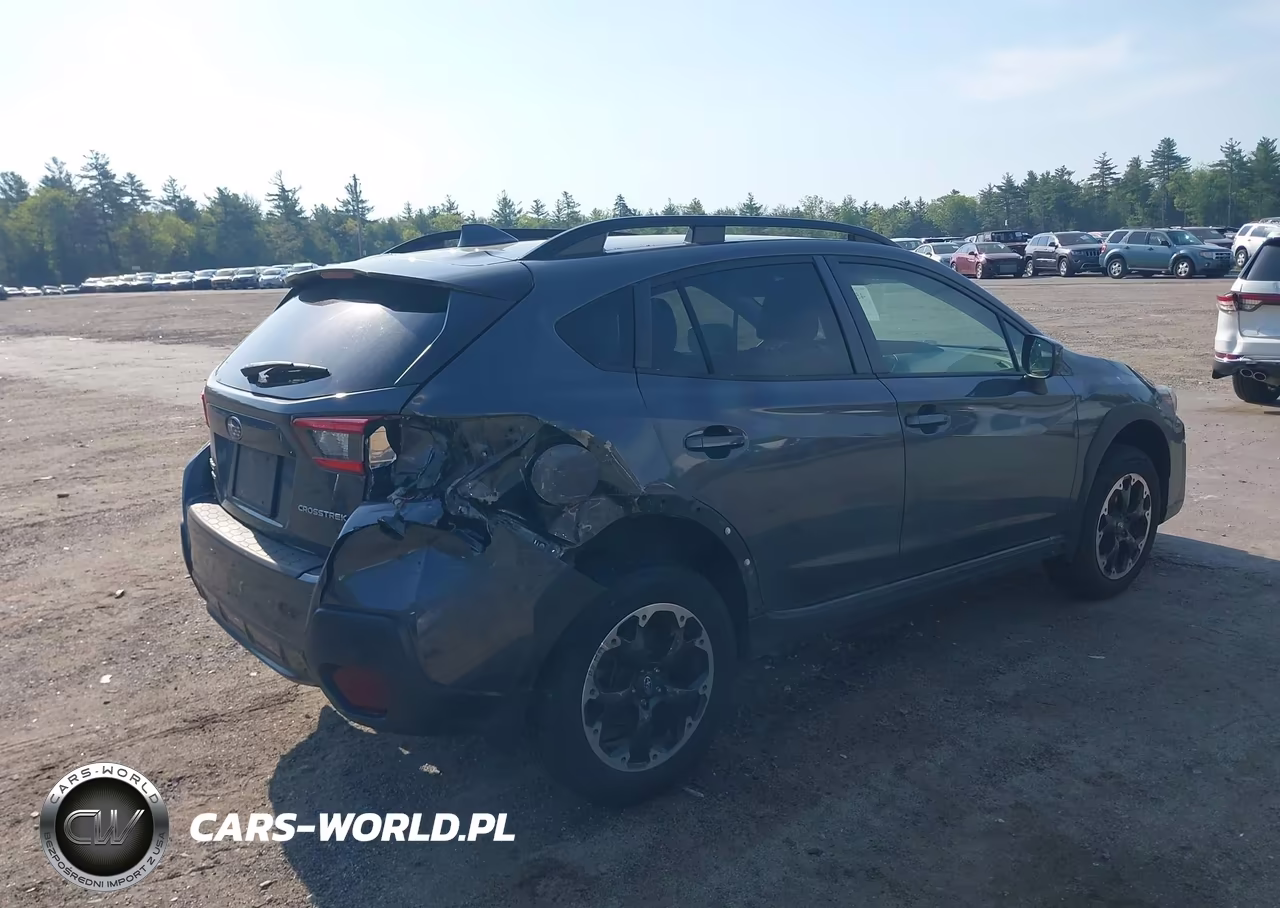 2021 Subaru Crosstrek Premium VIN:JF2GTAPC1M8332758 - 4