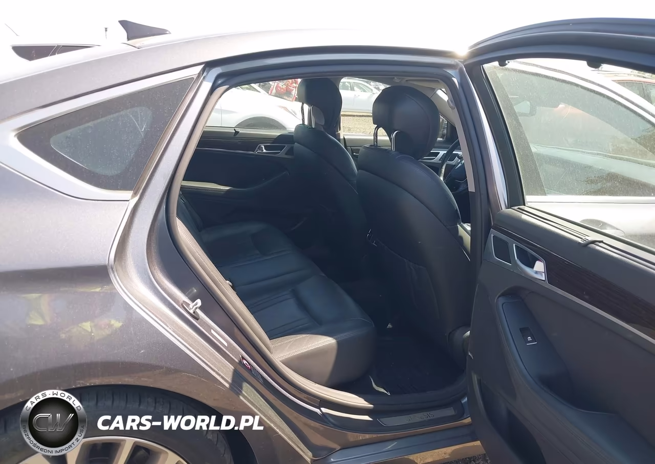2016 Hyundai Genesis 3.8 VIN:KMHGN4JE1GU107736 - 8