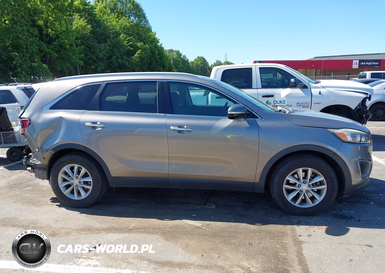 2017 Kia Sorento 2.4L Lx VIN:5XYPG4A31HG257930 - 14