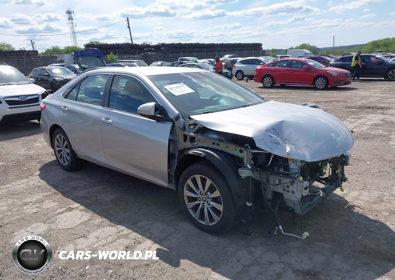 2016 Toyota Camry Xle – zdjęcie 1 z 22