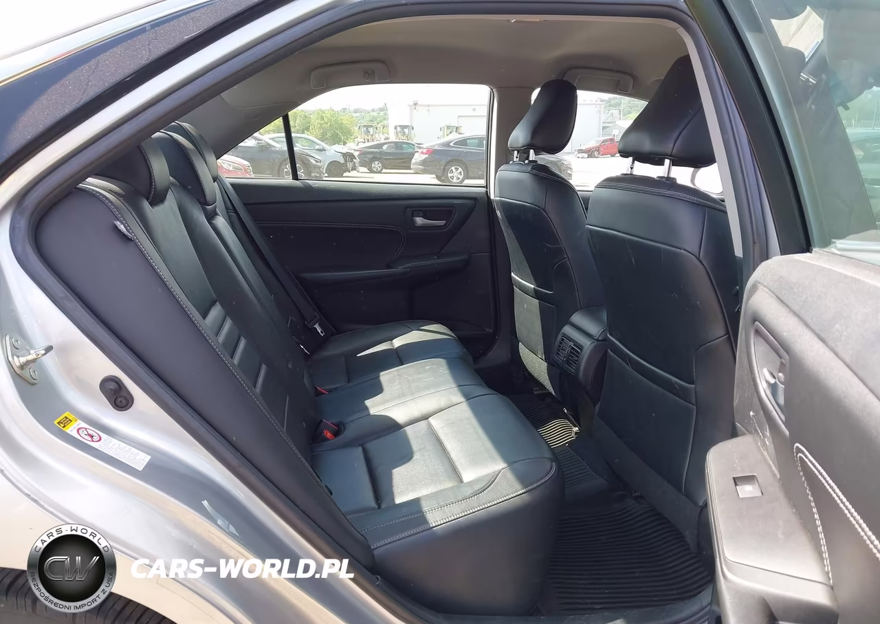 2016 Toyota Camry Xle VIN:4T4BF1FK5GR532547 - 8