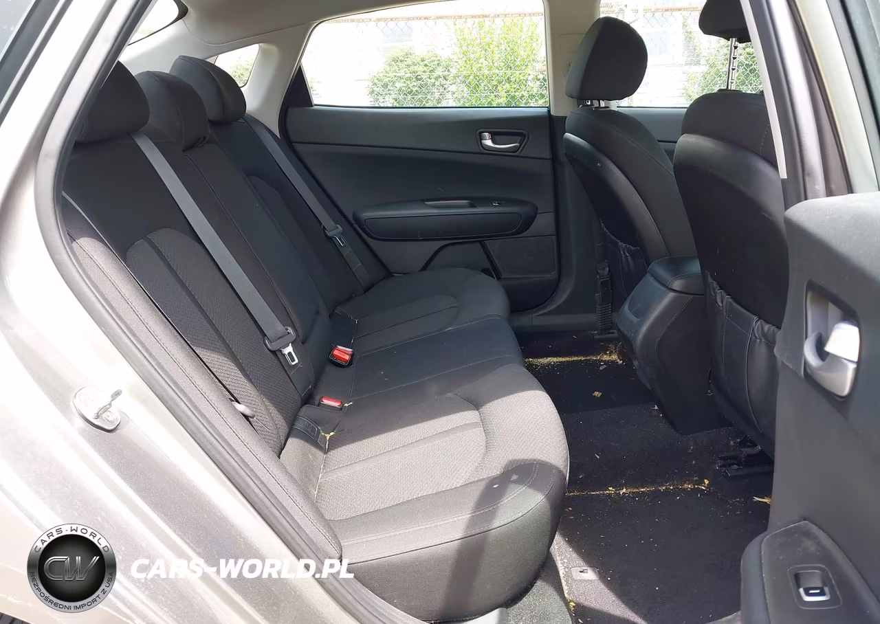 2017 Kia Optima Lx VIN:5XXGT4L36HG160767 - 8