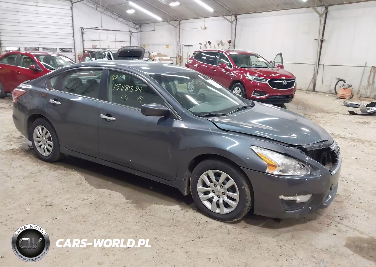 2013 Nissan Altima 2.5 S – zdjęcie 1 z 16