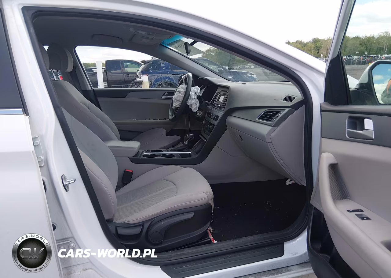 2017 Hyundai Sonata VIN:5NPE24AF6HH544186 - 5