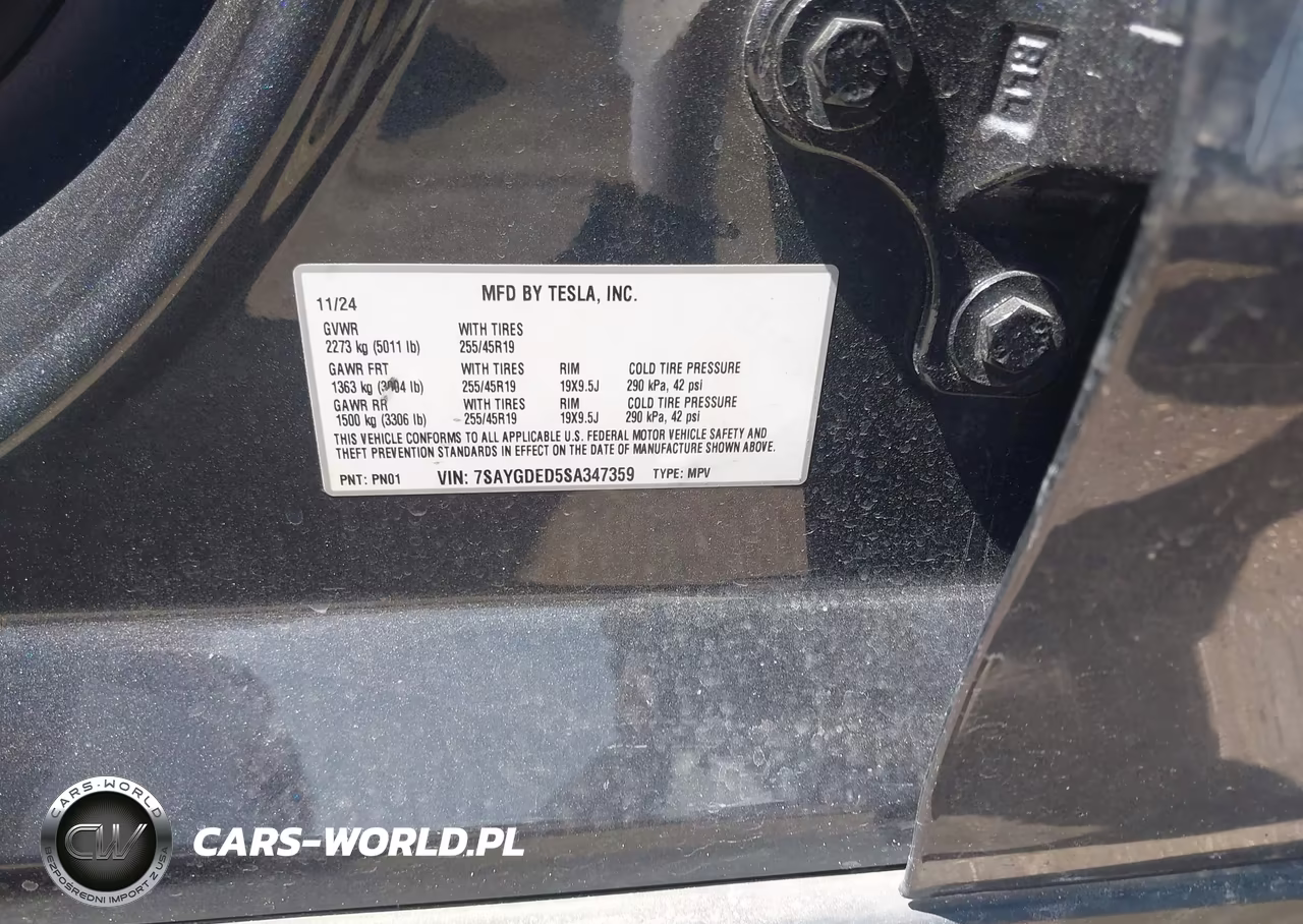 2025 Tesla Model Y Long Range Dual Motor Rear-Wheel Drive VIN:7SAYGDED5SA347359 - 9