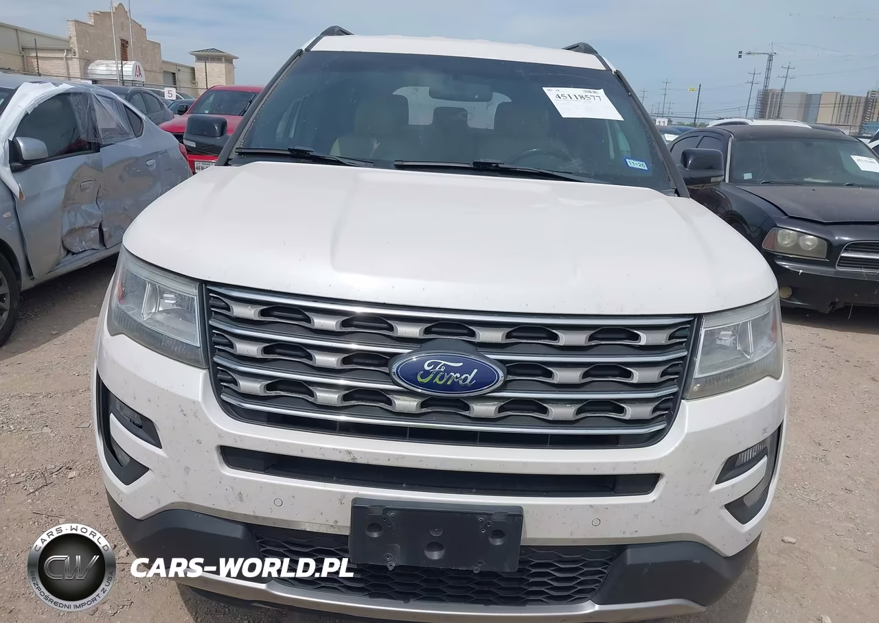 2017 Ford Explorer Xlt VIN:1FM5K7D89HGB90792 - 12