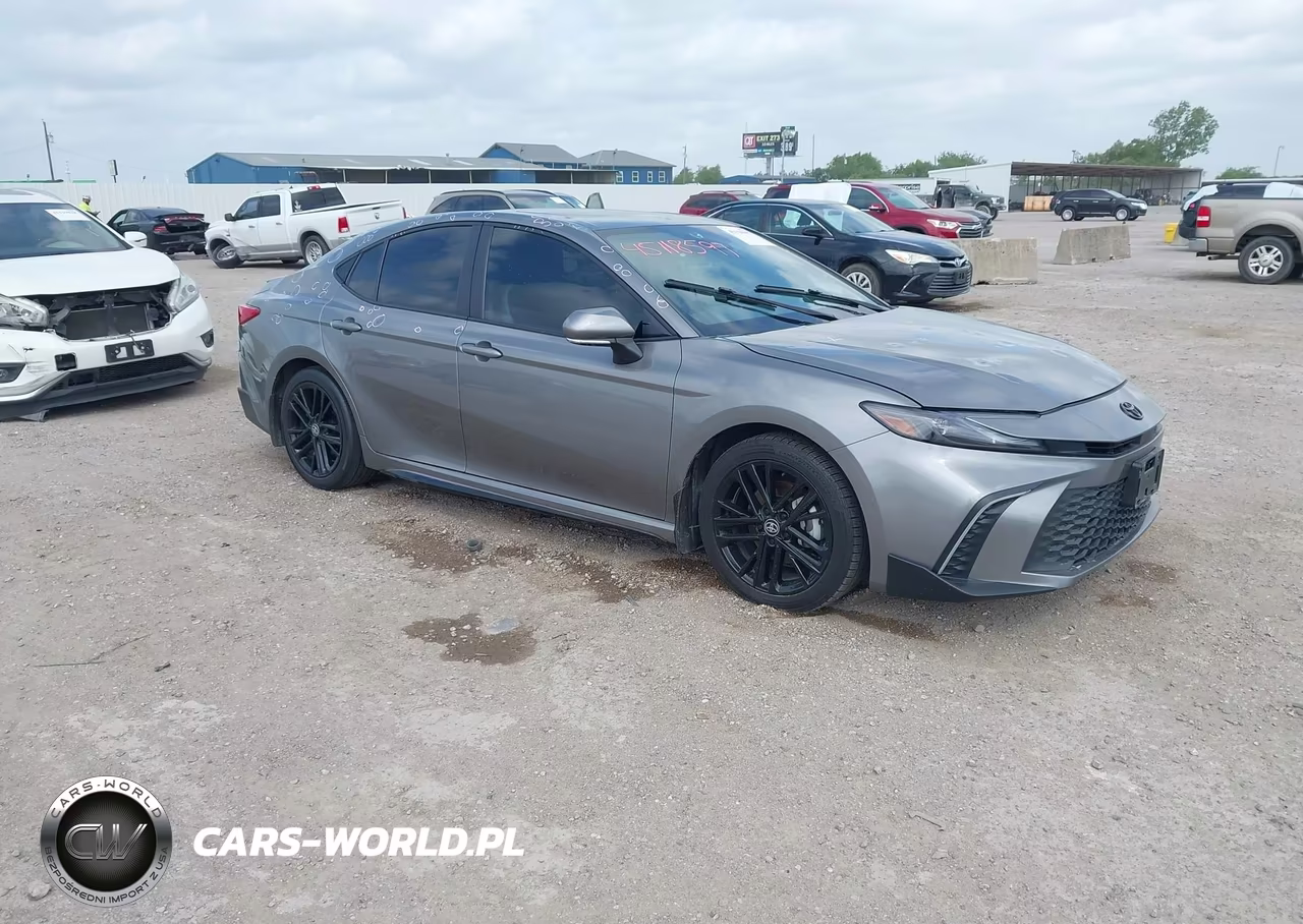 2025 Toyota Camry Se – zdjęcie 1 z 16