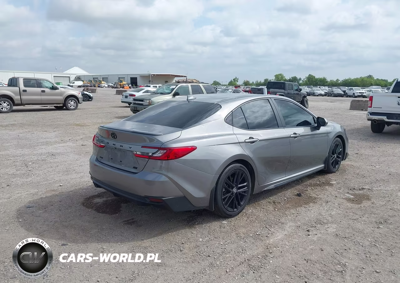 2025 Toyota Camry Se VIN:4T1DAACK3SU538376 - 4