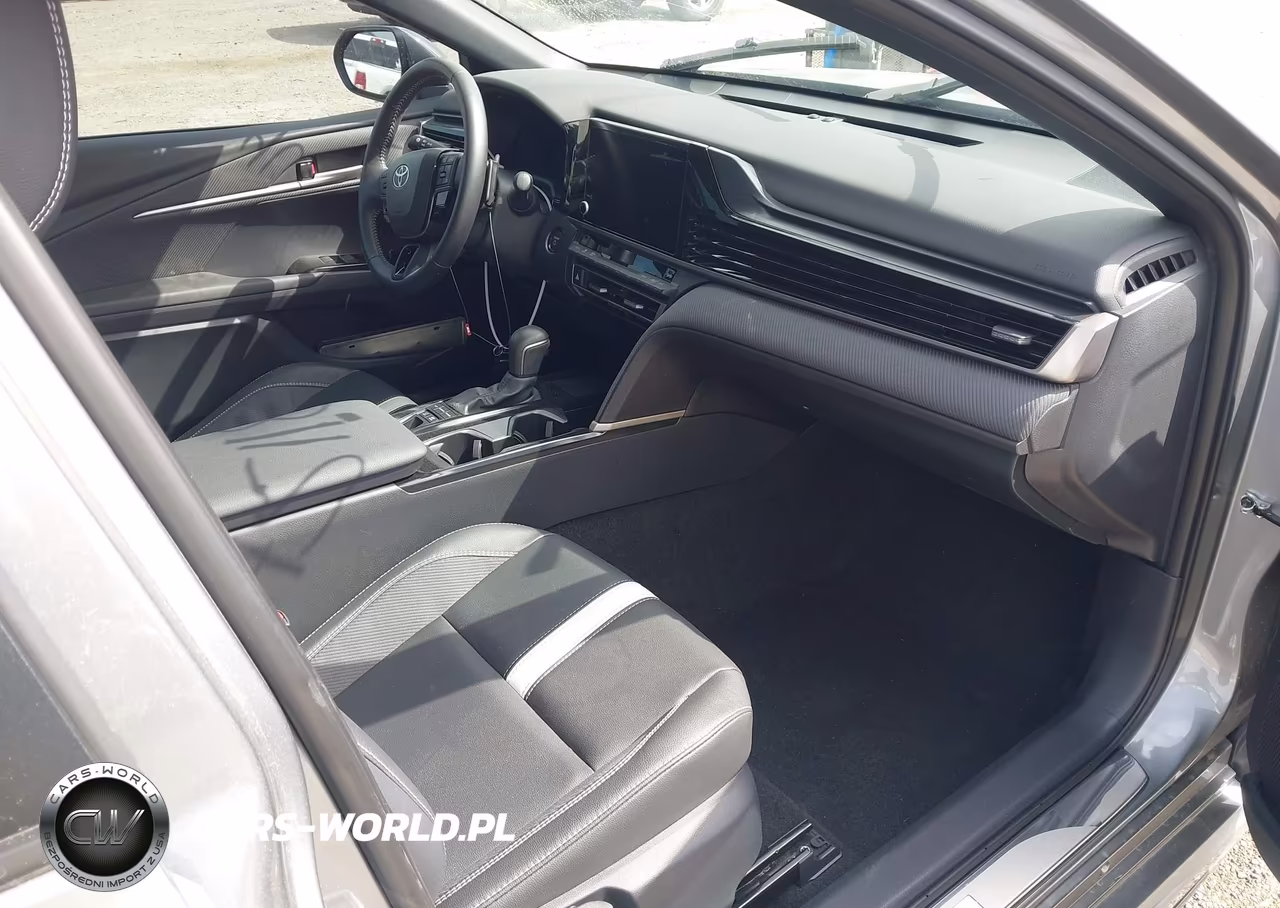 2025 Toyota Camry Se VIN:4T1DAACK3SU538376 - 5