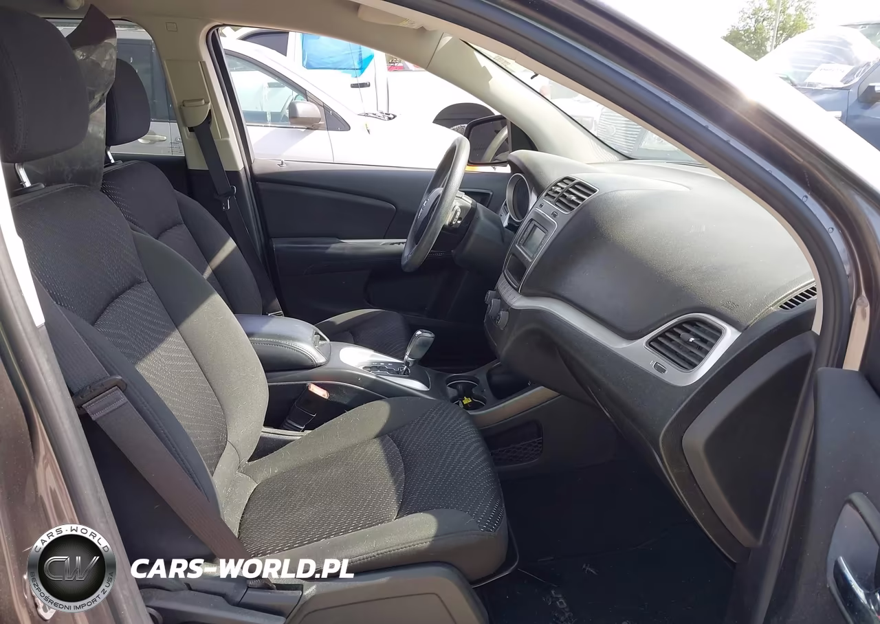 2017 Dodge Journey Se VIN:3C4PDCABXHT674045 - 5