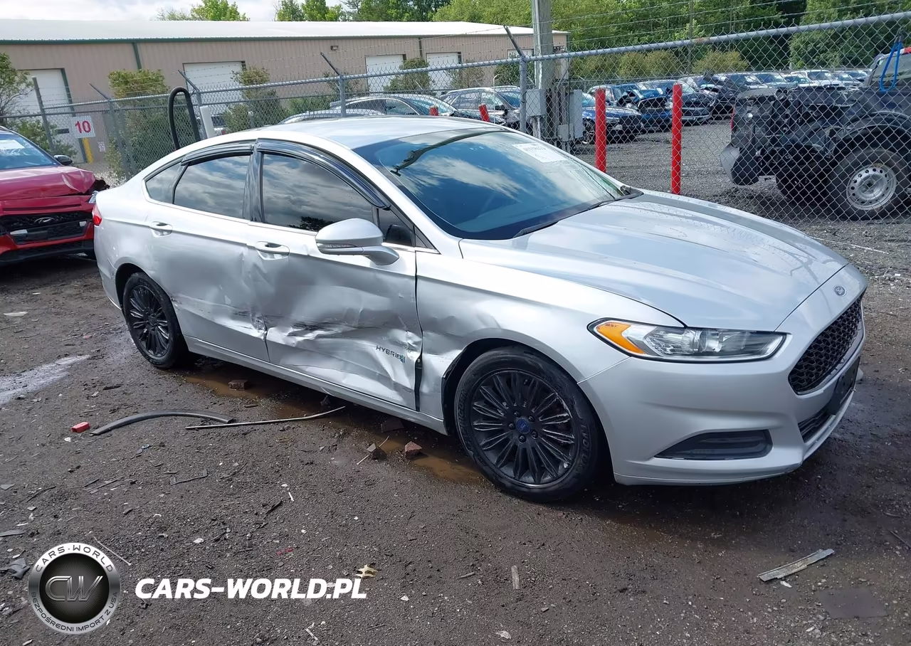 2016 Ford Fusion Hybrid Se – zdjęcie 1 z 16