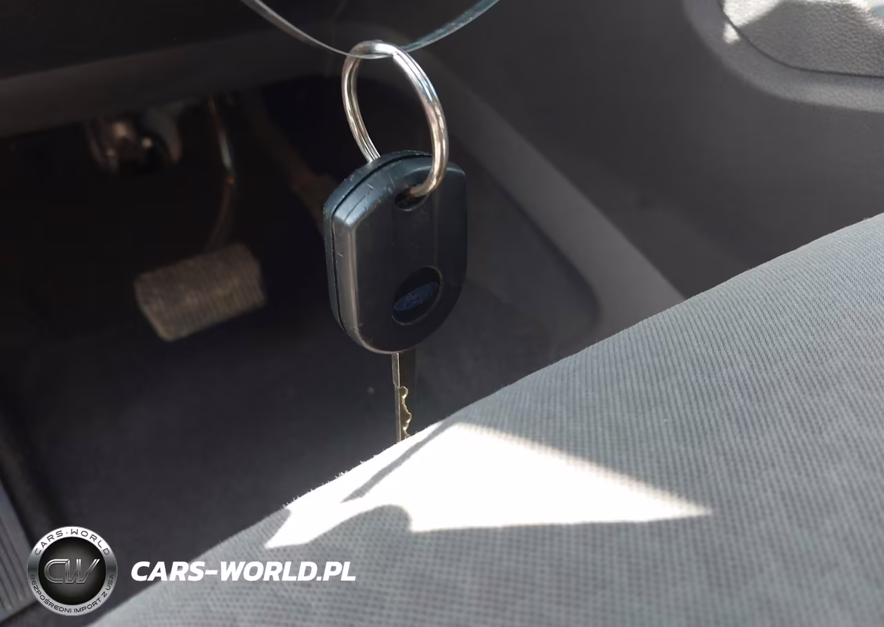 2018 Ford Escape Se VIN:1FMCU0GD9JUC55133 - 11