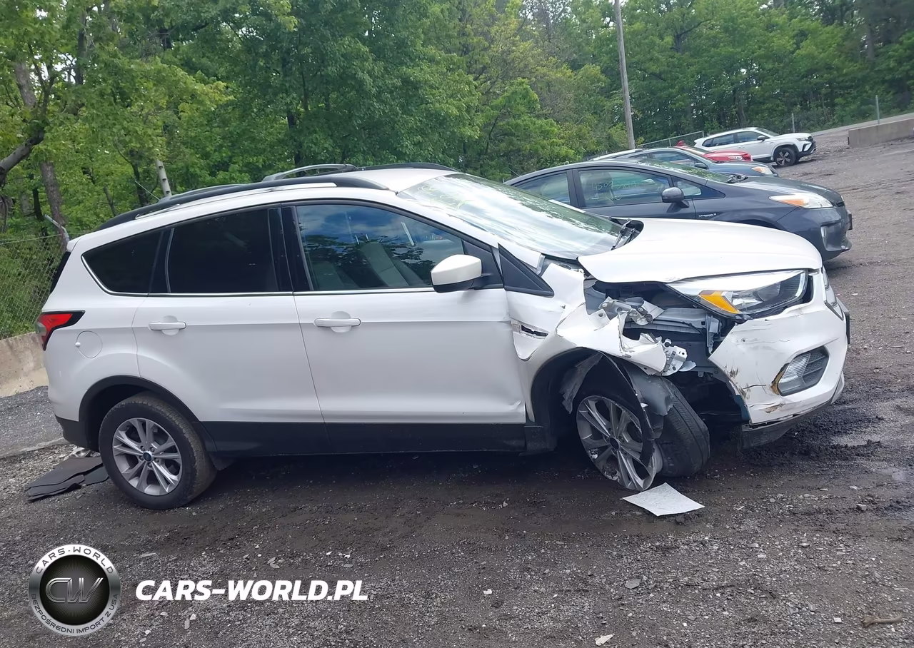 2018 Ford Escape Se VIN:1FMCU0GD9JUC55133 - 13