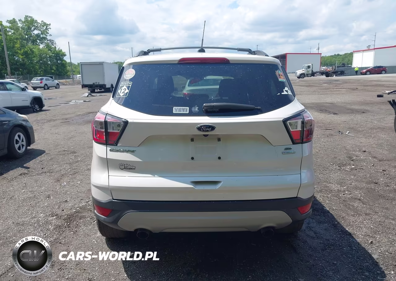 2018 Ford Escape Se VIN:1FMCU0GD9JUC55133 - 16