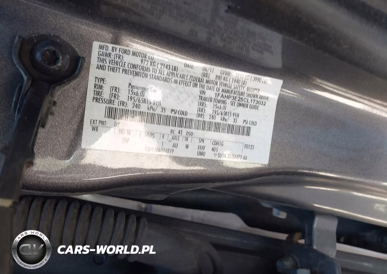 2012 Ford Focus S VIN:1FAHP3E25CL173032 - 9