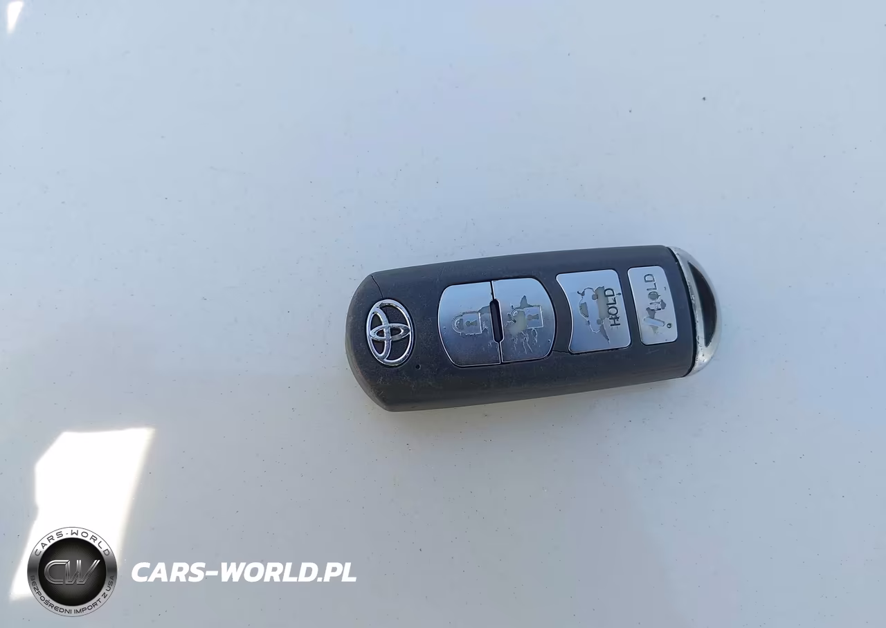 2019 Toyota Yaris L VIN:3MYDLBYV4KY502783 - 11