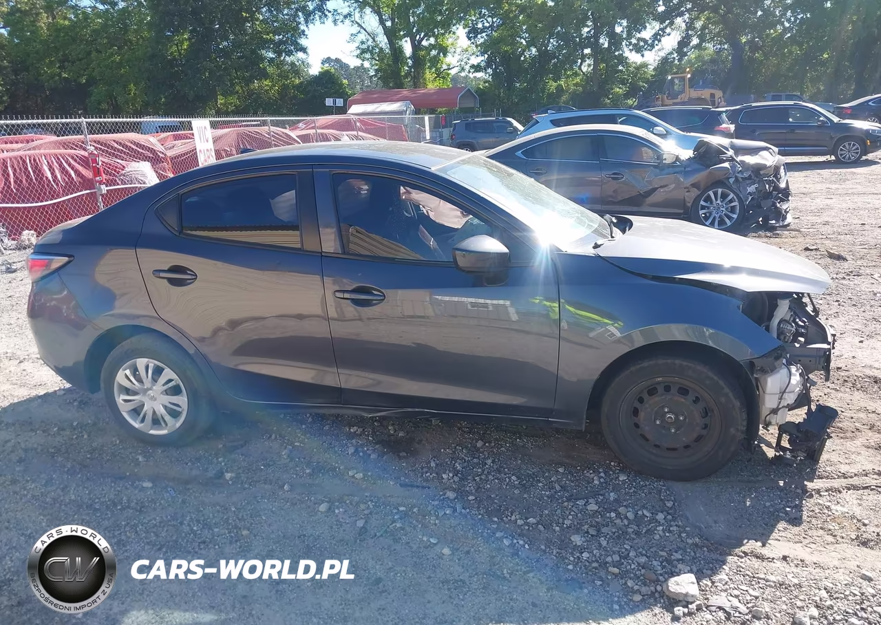 2019 Toyota Yaris L VIN:3MYDLBYV4KY502783 - 14