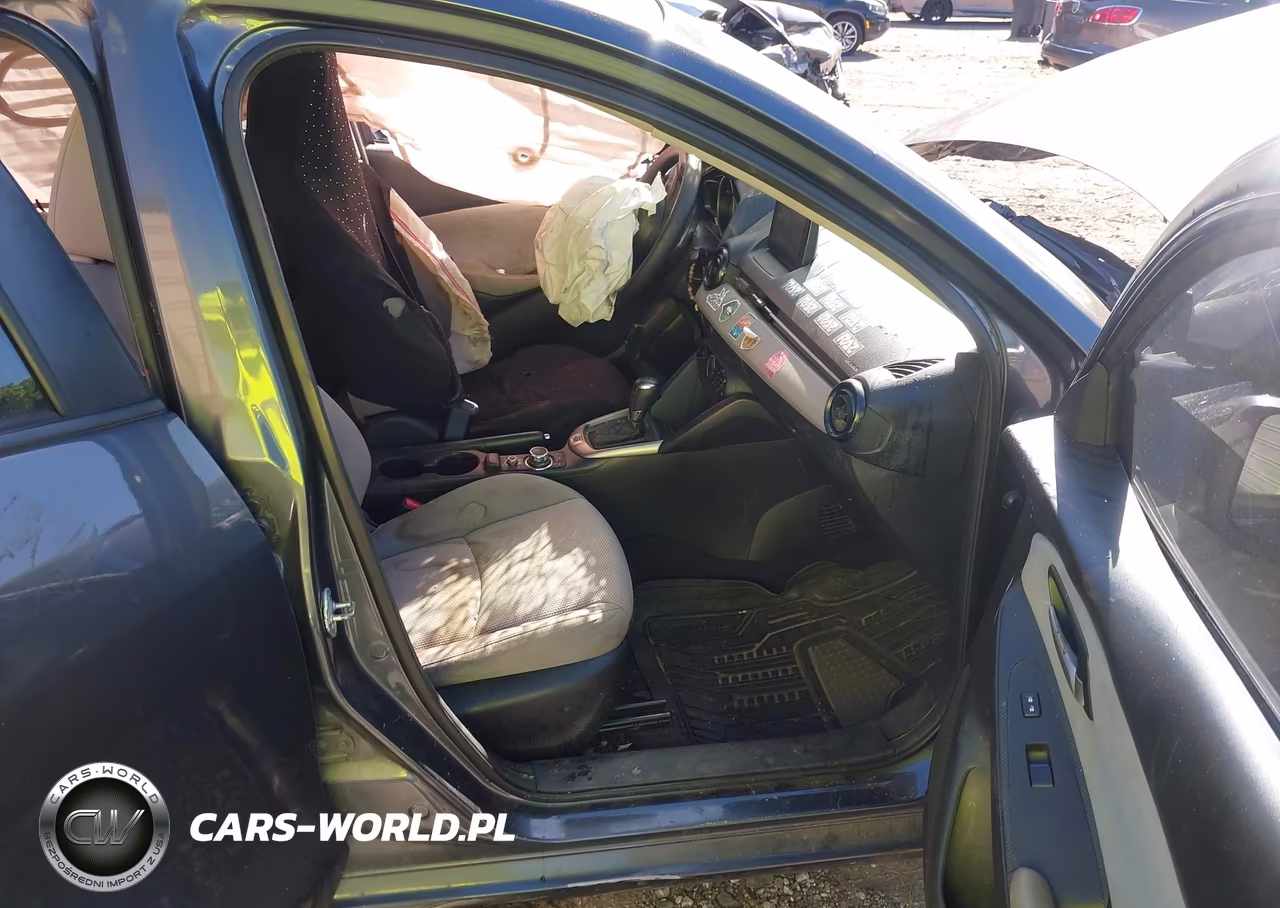 2019 Toyota Yaris L VIN:3MYDLBYV4KY502783 - 5