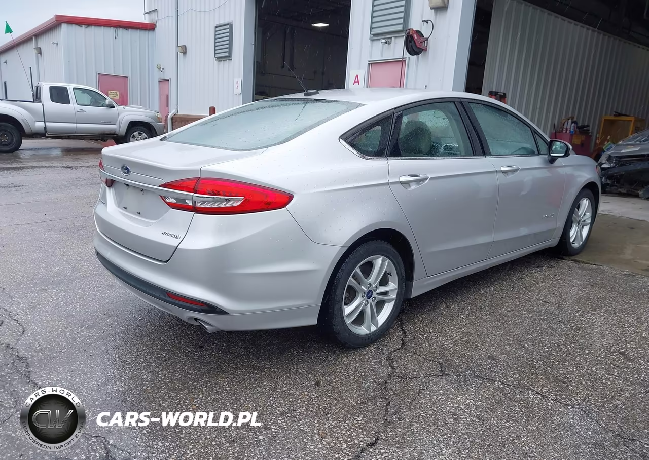 2018 Ford Fusion Hybrid S VIN:3FA6P0UU4JR100919 - 4