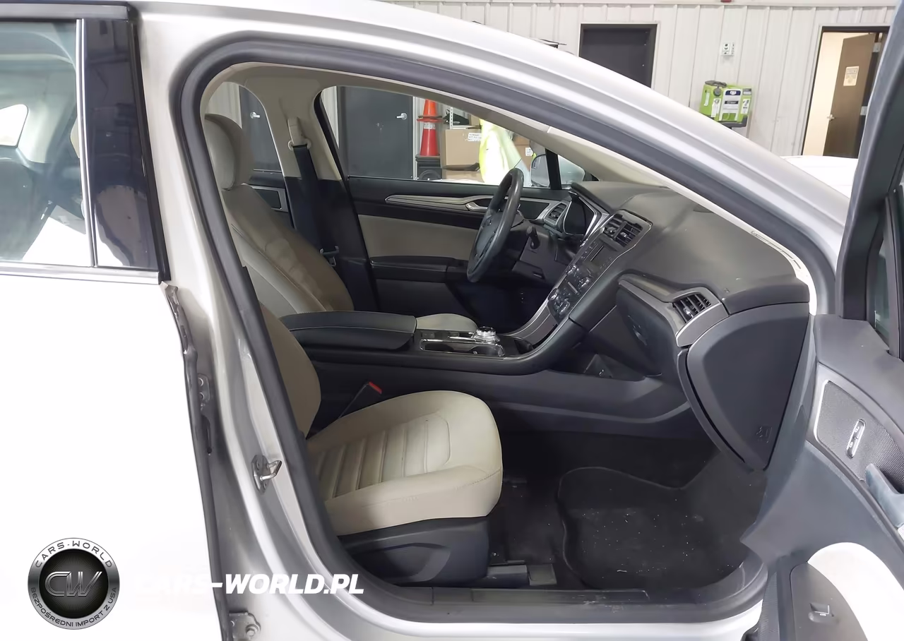 2018 Ford Fusion Hybrid S VIN:3FA6P0UU4JR100919 - 5