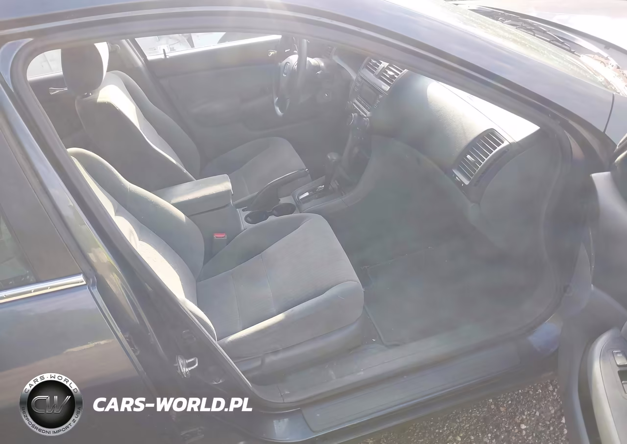 2003 Honda Accord 2.4 Lx VIN:1HGCM56323A043917 - 5