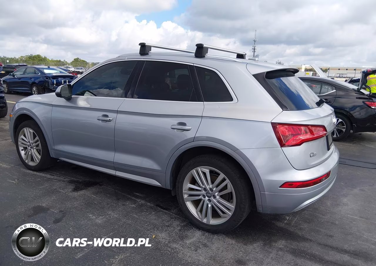 2019 Audi Q5 45 Premium VIN:WA1BNAFY7K2053034 - 3