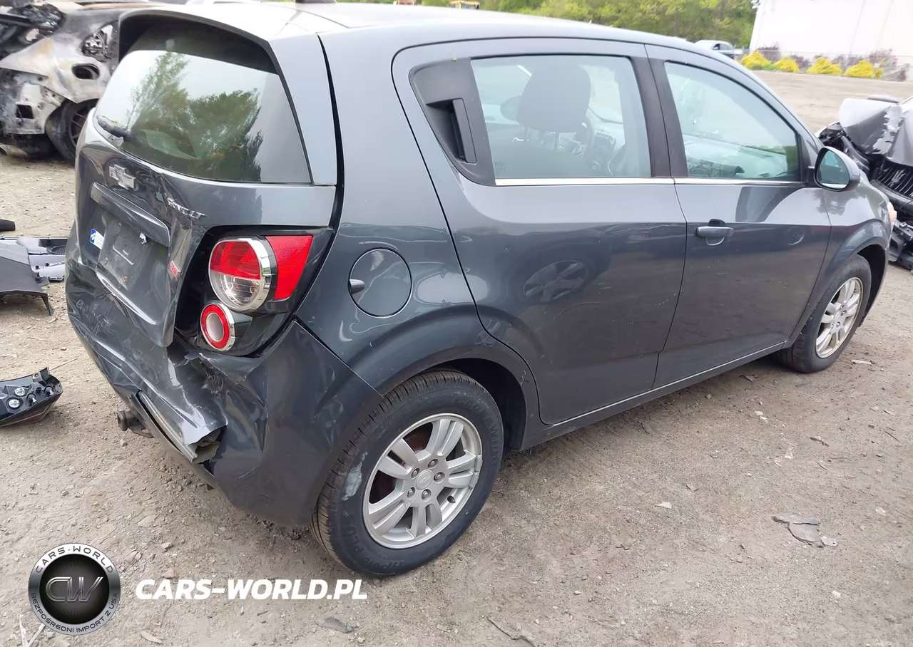 2013 Chevrolet Sonic Lt Manual VIN:1G1JD6SB9D4150397 - 4