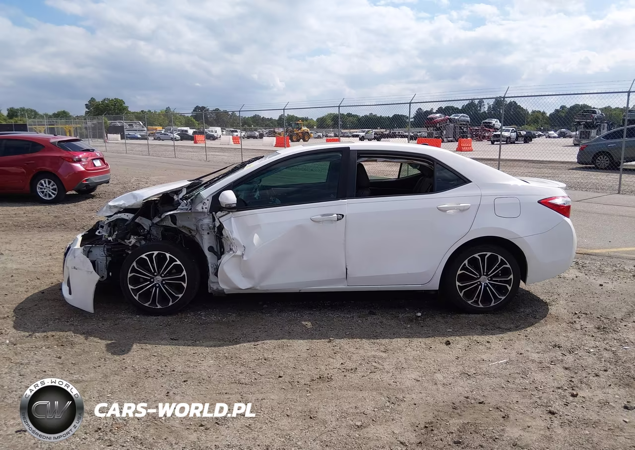 2016 Toyota Corolla VIN:2T1BURHE2GC559485 - 15